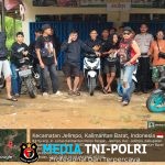 Personil Polsubsektor Jelimpo Ingatkan Kepada Warga Masyarakat Apabila Ingin Bepergian Harap Dicek Kembali Nyala Kompor Kunci Pintu dan Jendela dengan Rapat