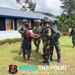 Berbakti Untuk Negeri Satgas Yonif 521/DY Binter Pelayanan Kesehatan Gratis di Wilayah Penugasan