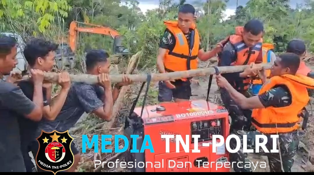 Tempuh Medan Sulit Tiga Hari, TNI dan PLN Distribusikan Genset ke Desa Terpencil Sikundo