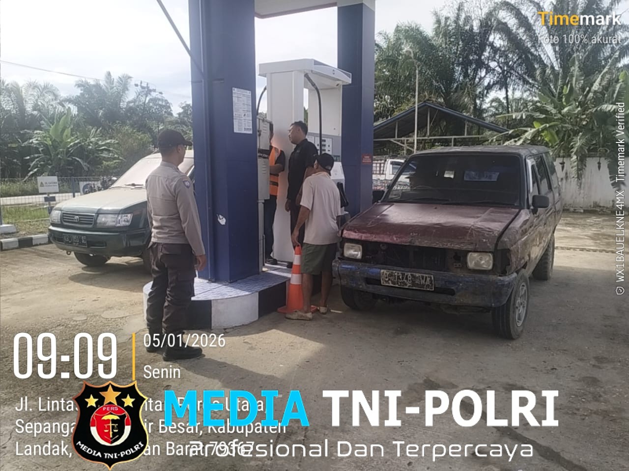 Polsek Air Besar Patroli SPBU dan Permukiman, Warga Diimbau Tetap Waspada