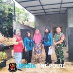 Wujudkan Lingkungan Sehat dan Bebas DBD, Babinsa Koramil Nogosari cek Jentik Nyamuk