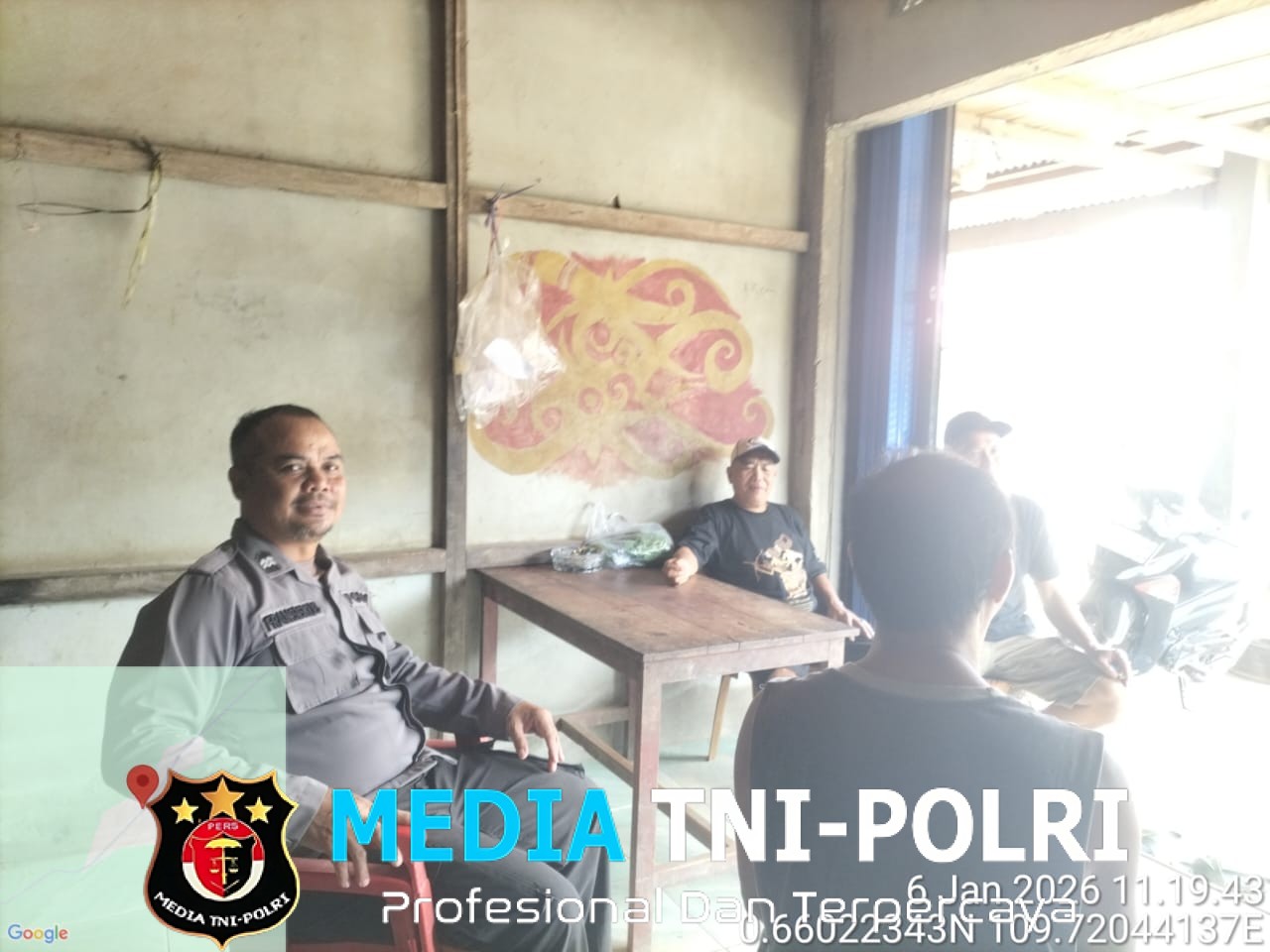 Patroli Humanis Polsek Meranti, Warga Diajak Aktif Jaga Lingkungan