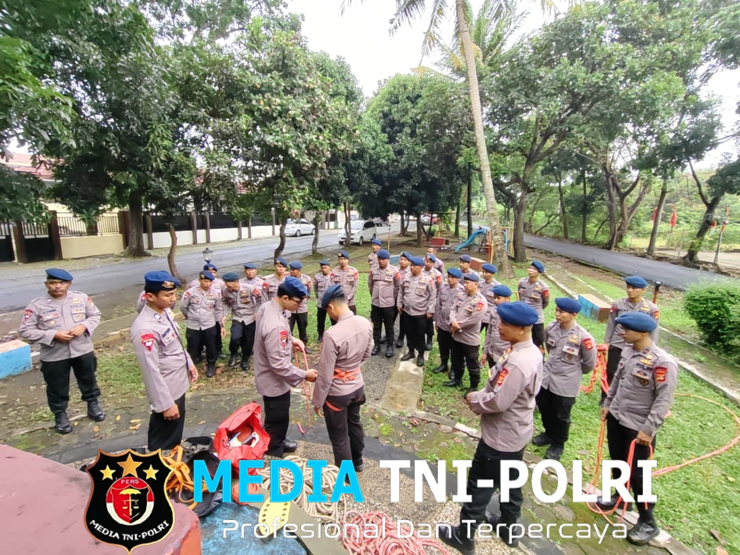 Batalyon A Pelopor Sat Brimob Polda Lampung Gelar Latihan Kemampuan SAR