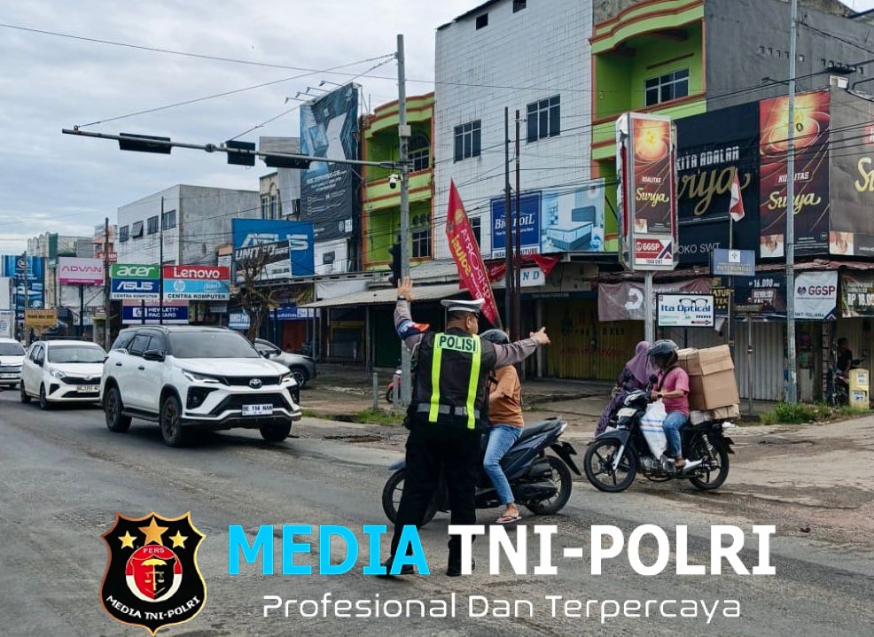 Polantas Lampung Tengah Hadir di Jam Sibuk Pagi, Wujudkan Lalu Lintas Aman dan Lancar