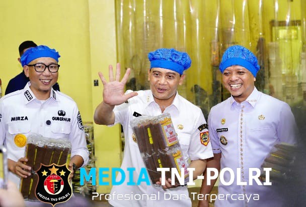 Gubernur Jateng, Bupati Tegal, Wabup Temanggung & Wabup Purbalingga Kunjungi Pringsewu