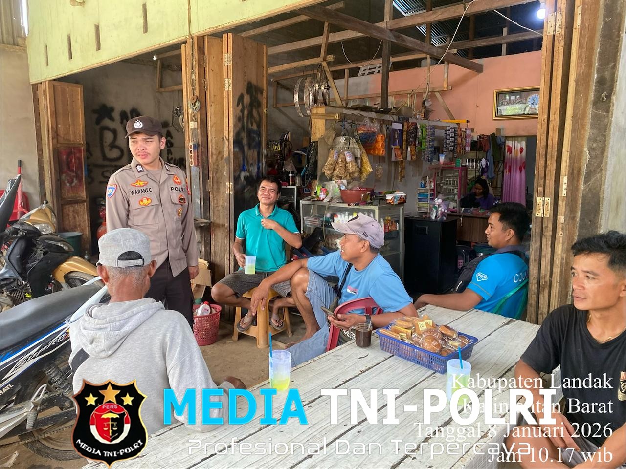 Patroli Siang, Polisi Sambangi Warga dengan Cara Humanis