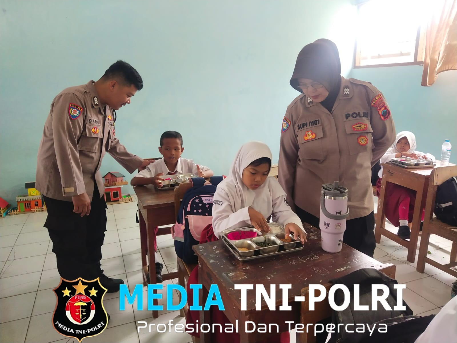 Polres Wonogiri Distribusikan 2.446 Paket Makan Bergizi Gratis ke Ribuan Pelajar di Eromoko