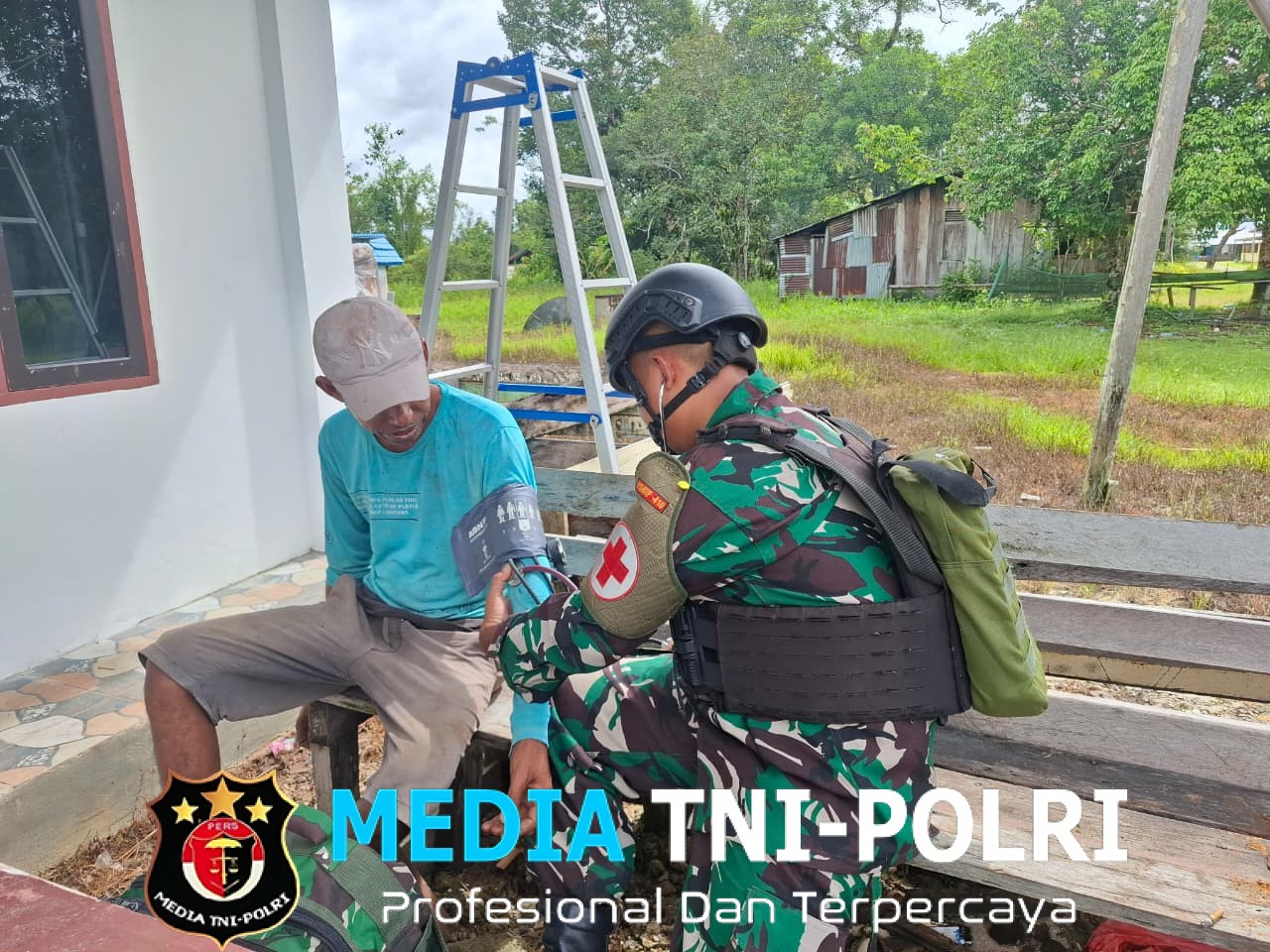 Satgas Yonif 410/Alugoro Pos Jagiro Laksanakan Yankes Gratis Door to Door di Wilayah Perbatasan