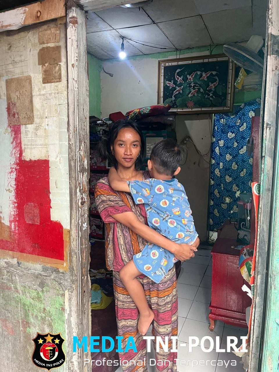 Diduga Oknum Mengaku Polisi Gerebek Rumah Kontrakan di Kramat Jati, Nenek Tua Alami Trauma