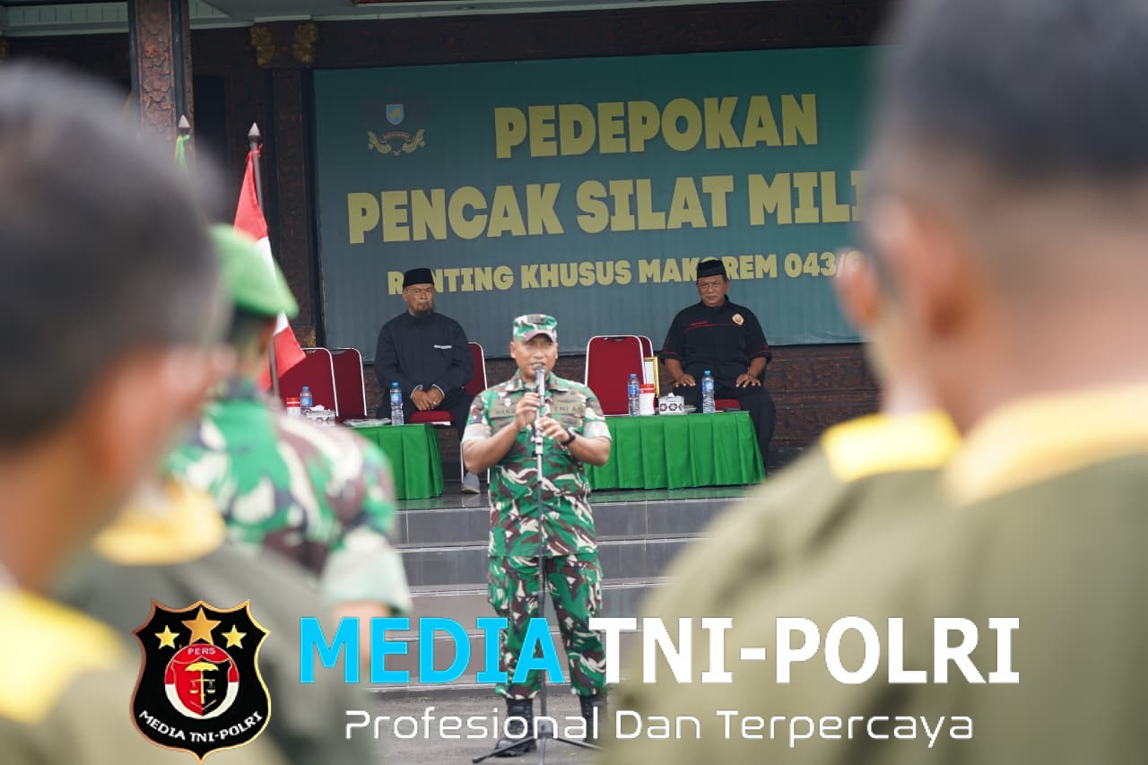 Korem 043/Gatam Gembleng 120 Prajurit Melalui Ujian Kenaikan Tingkat Pencak Silat Militer