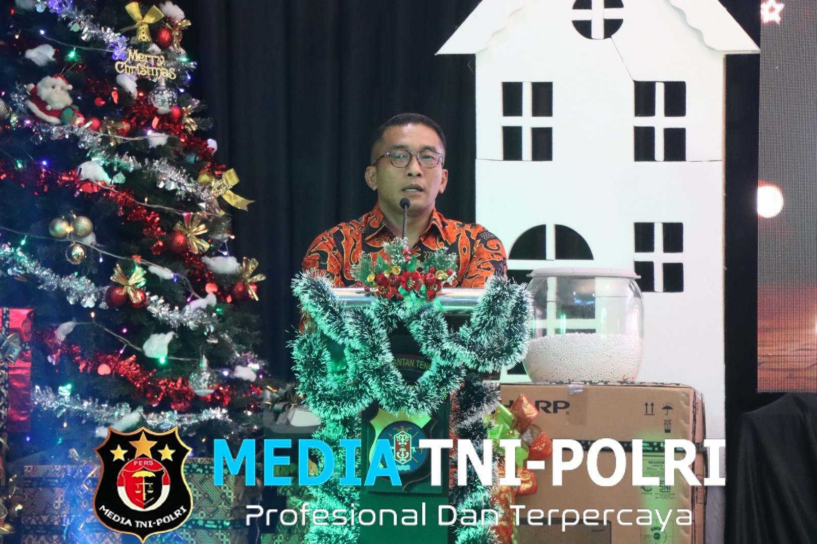 Perayaan Natal di Polres Kotim Berlangsung Dengan Meriah Penuh Dengan Suka Cita Dan Keakraban