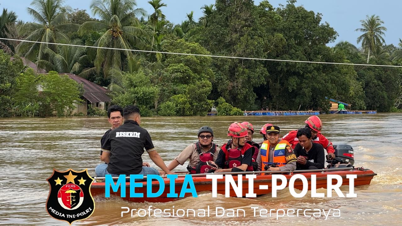 PAMAPTA I Polres Landak Pantau Debit Air Sungai Landak Bersama Lintas Instansi