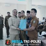 Bupati Pringsewu Riyanto Pamungkas Serahkan SK Dewan Pengawas RSUD