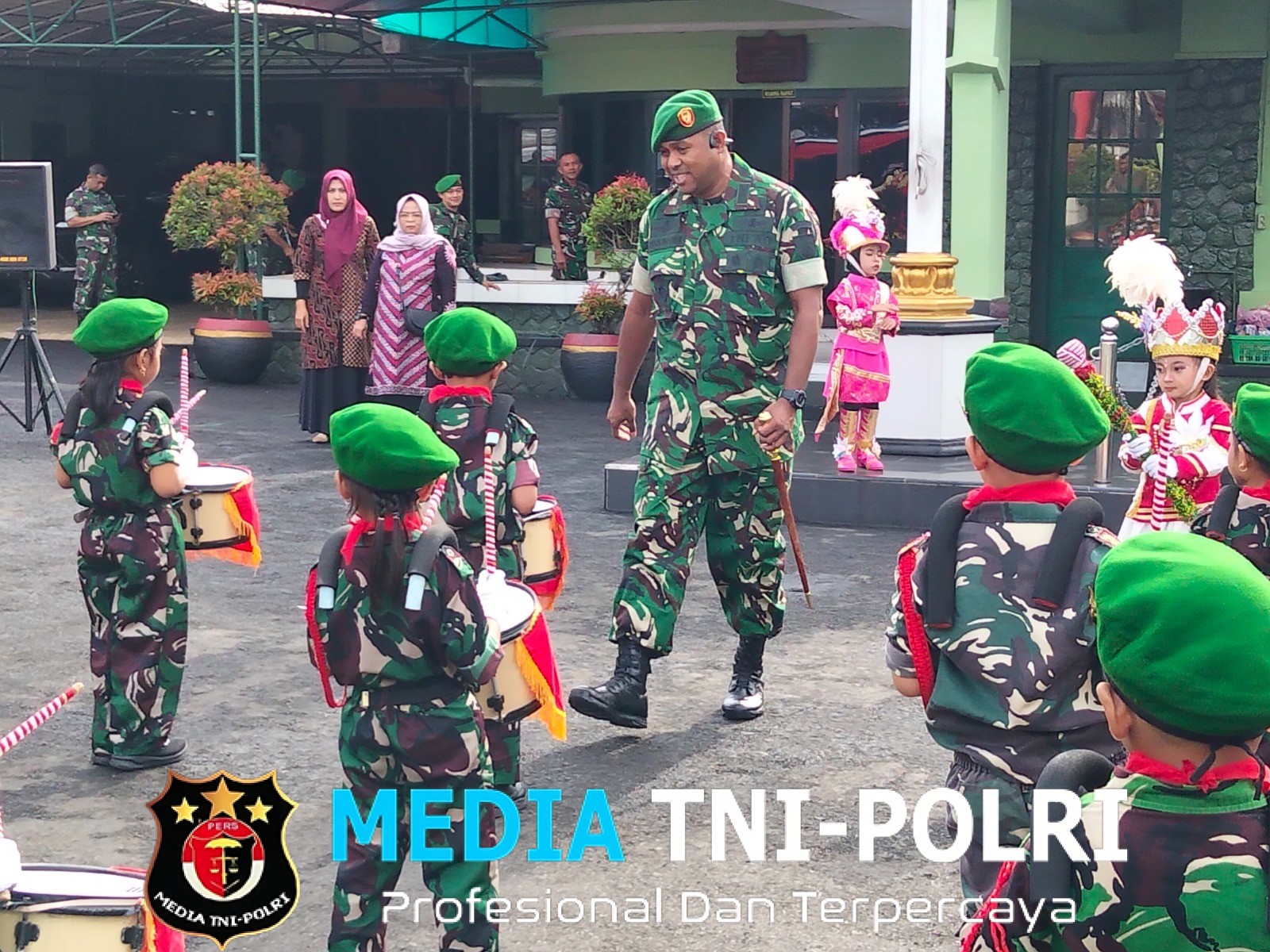 Dandim Wonogiri Berikan Apresiasi Saat Murid TK Mainkan Alat Drumband