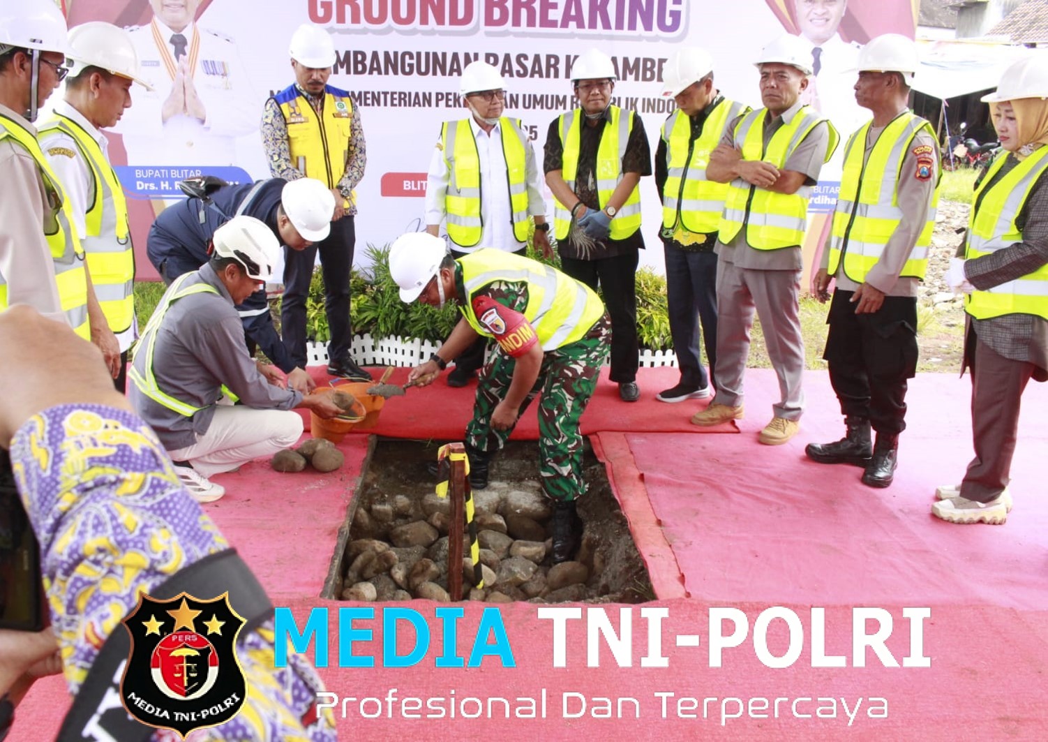 Dorong Perekonomian Rakyat, Forkopimda Kab. Blitar Hadiri Peletakan Batu Pertama Pembangunan Pasar Kesamben