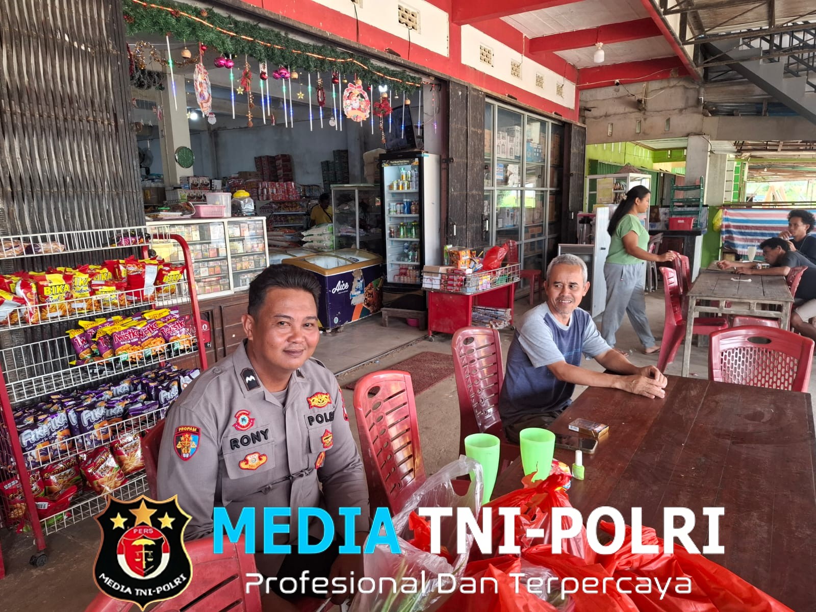 Patroli Rutin Polsek Kuala Behe Sampaiman Himbauan Kamtibmas Kepada Warga