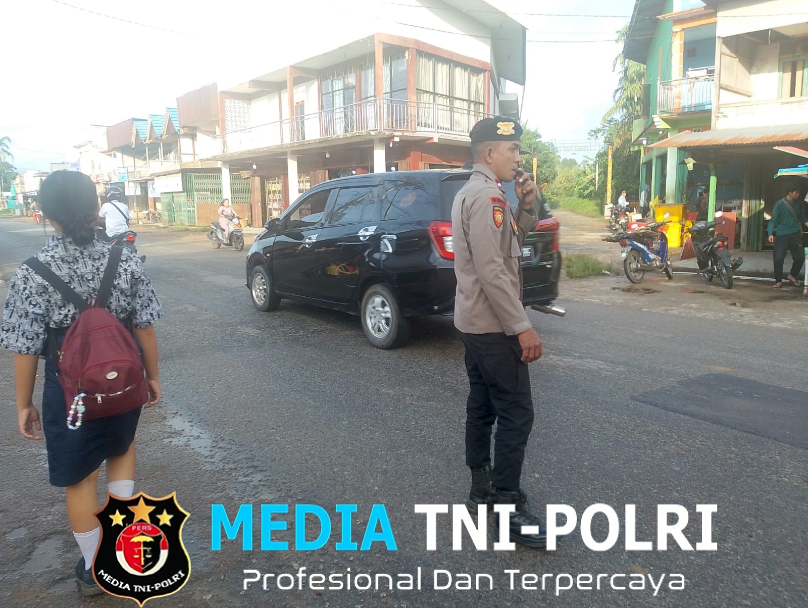 Rutinitas Personel Polsek Mempawah Hulu Laksanakan Strong Point Pagi Hari