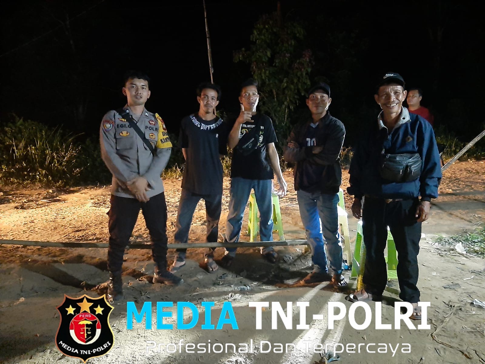 Polisi Hadir di Tengah Warga, Patroli Malam Jadi Ajang Silaturahmi dan Edukasi