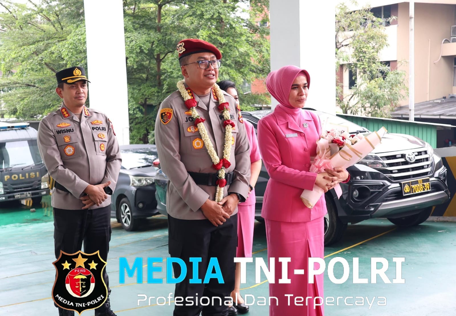 Pelepasan Wakapolresta Dipimpin Langsung Oleh Kapolresta Kombes Pol Wisnu Wardana Serta Di hadiri Puluhan Personelnya Di Aula Polresta Bandara Soetta