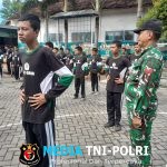 Anggota Koramil 0825-11/Pesanggaran Memberikan Pembinaan Mental dan Fisik Siswa Siswi SMK PGRI Pesanggaran