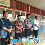 Bhabinkamtibmas Polsek Menyuke Hadiri Natal Bersama Tahun 2025 Ke SMP Negeri 1 Menyuke