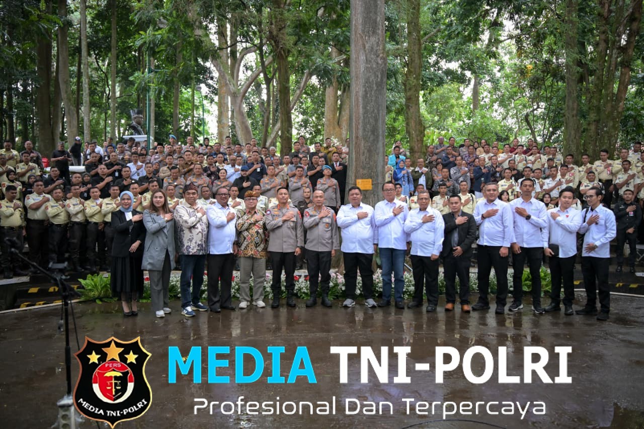 Kapolda Jabar Ajak Satpam Perkuat Sinergi Jaga Keamanan Lingkungan dalam Ngariung Sauyunan Jaga Lembur, Pada HUT Satpam ke-45