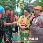 Kodim 0601/Pandeglang dan Sibernet Foundation Tinjau Banjir Terparah di Desa Idaman Patia