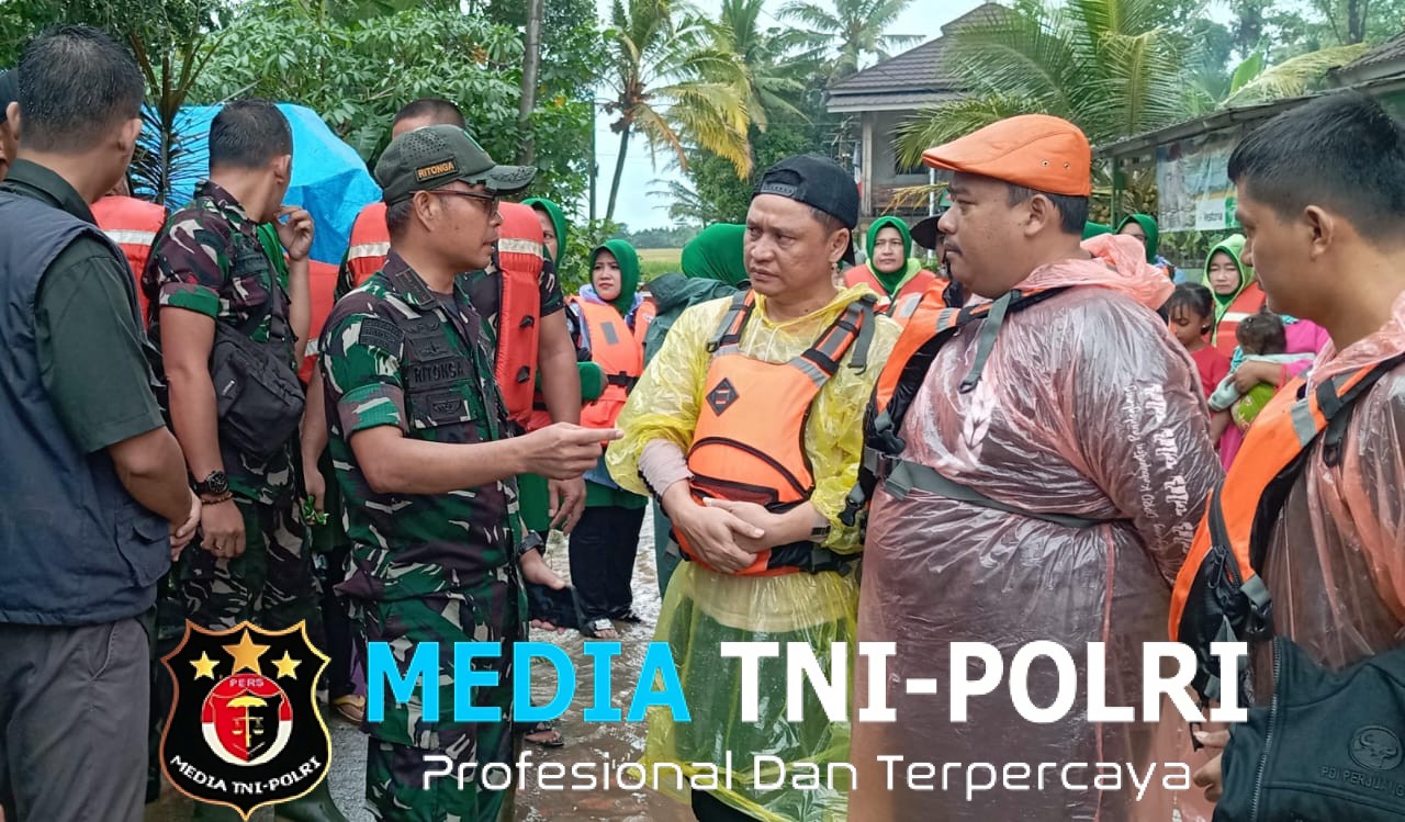 Kodim 0601/Pandeglang dan Sibernet Foundation Tinjau Banjir Terparah di Desa Idaman Patia
