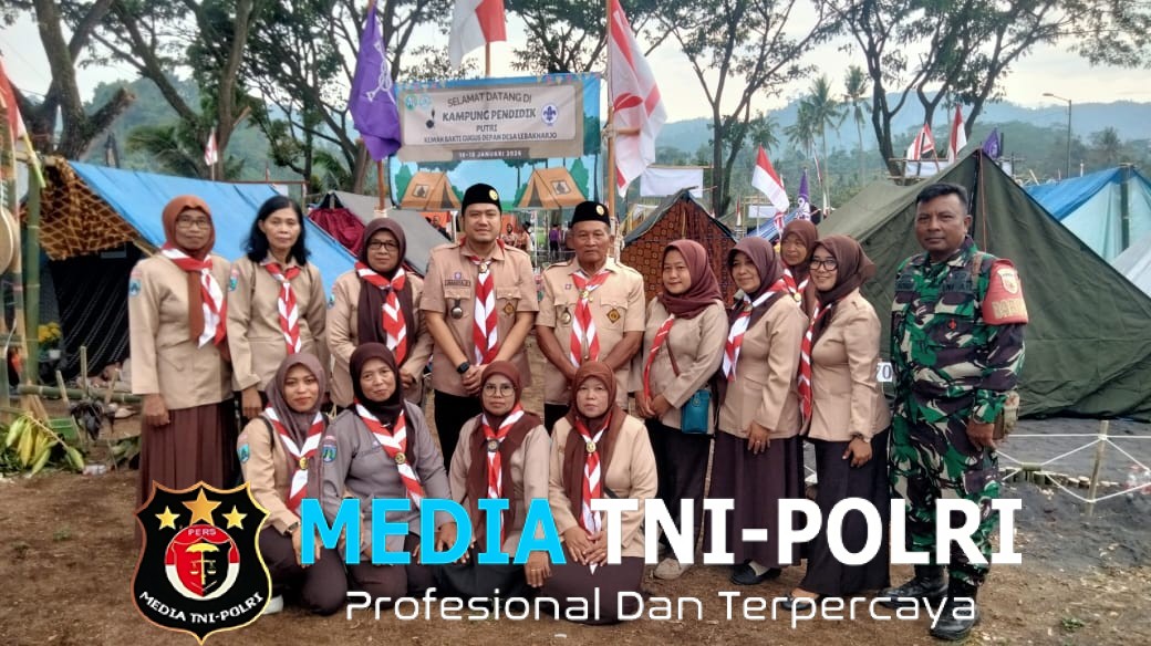 Babinsa Koramil 0818/17 Hadiri Pembukaan Kemah Bakti Lebakharjo