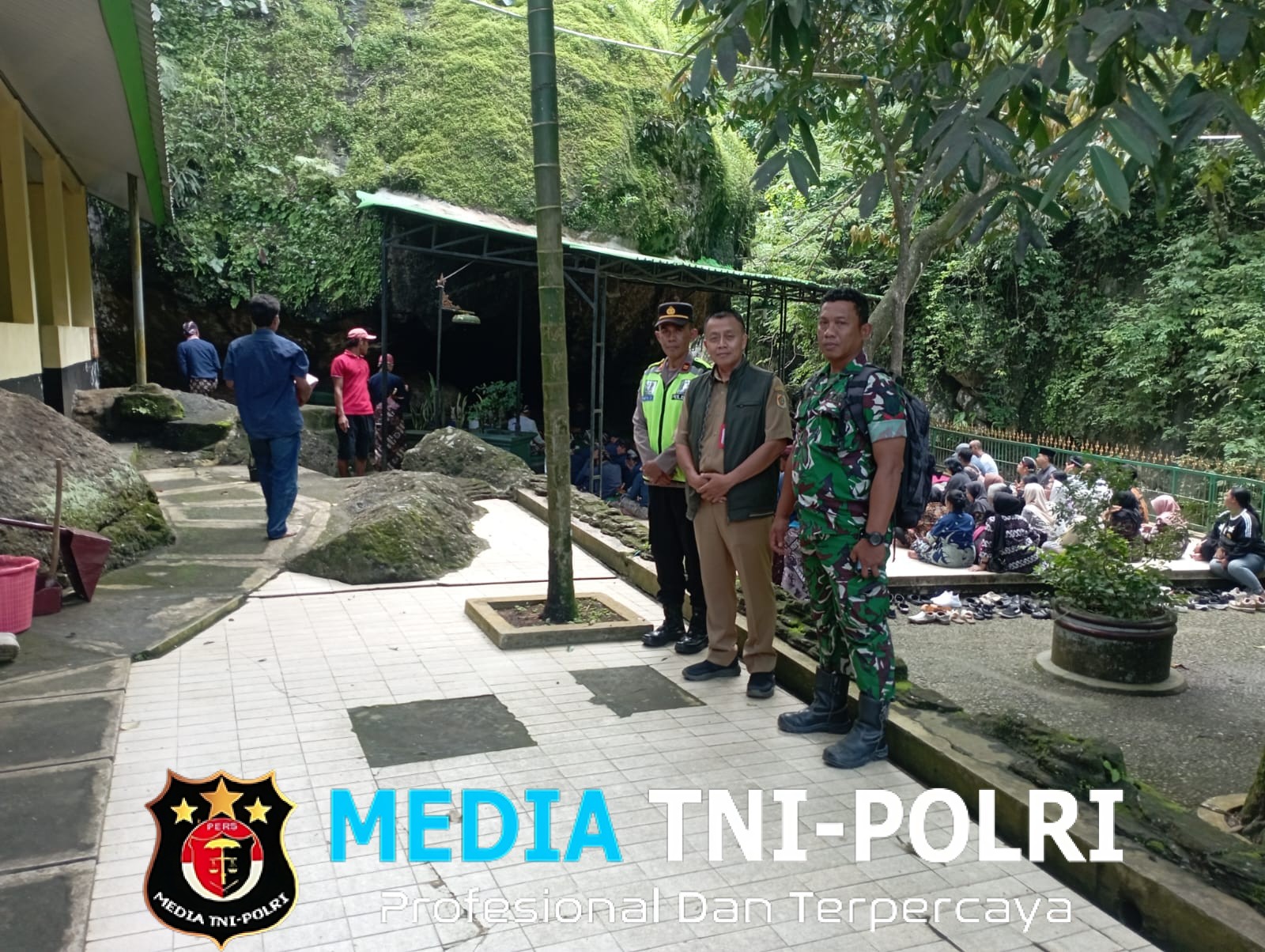Polres Wonogiri Amankan Upacara Hajad Dalem Labuhan Karaton Yogyakarta di Petilasan Dlepih Tirtomoyo
