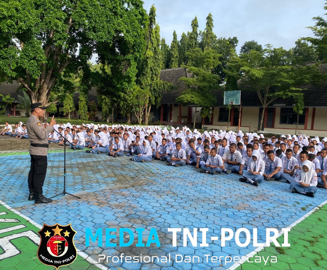 Police Go To School di SMKN 1 Kismantoro, Polsek Kismantoro Edukasi Pelajar Cegah Kenakalan Remaja