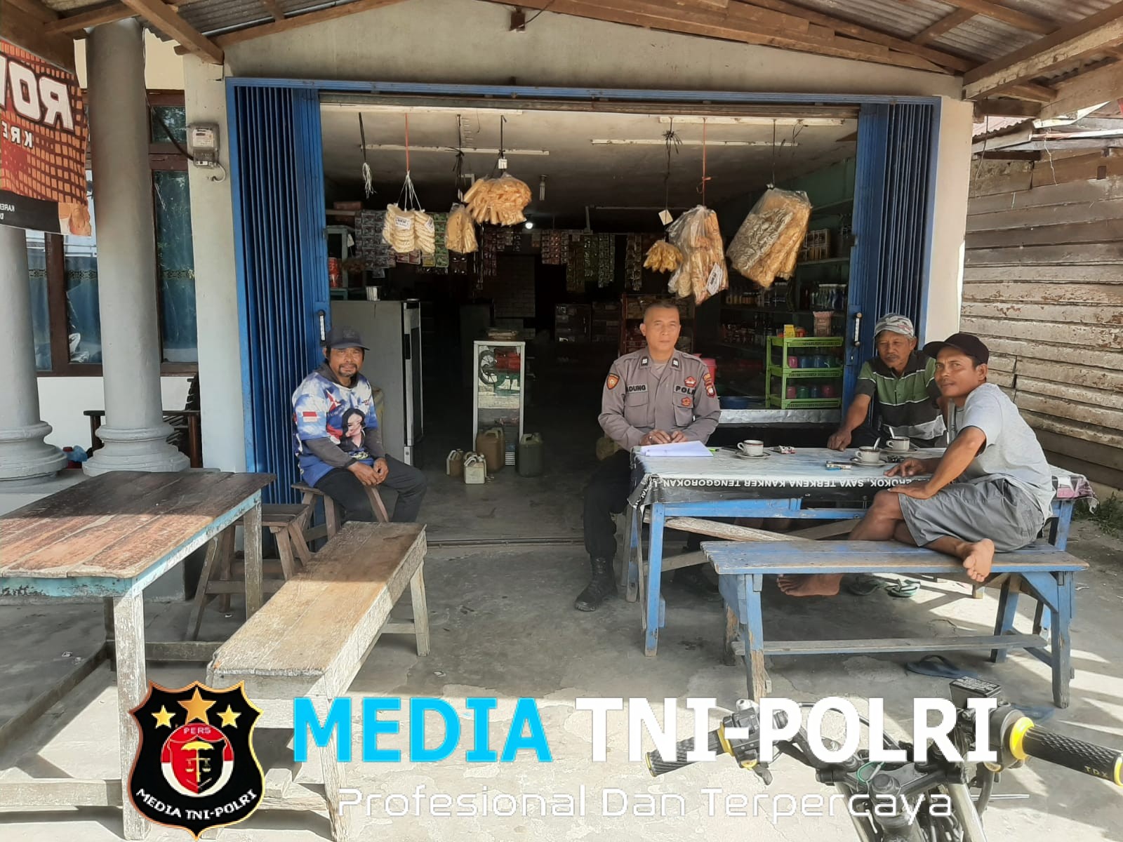 Polisi Menyapa Warga, Beri Imbauan Cegah Kejahatan