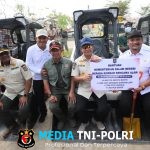 Kasatgas Tito Karnavian Salurkan Bantuan Terpadu untuk Percepat Pemulihan Aceh Tamiang