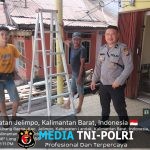 Patroli Sambil Berdialog Kepada Masyarakat Personil Polsubsektor Jelimpo Berikan Pesan Kamtibmas