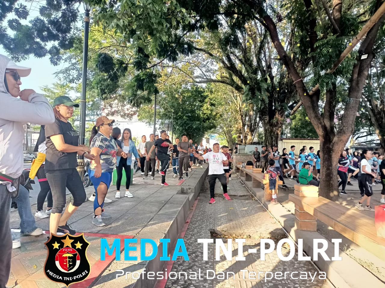 Wujud Sinergitas TNI, Kodim 1310/Bitung Olahraga Bersama Pemerintah, Ormas dan Masyarakat