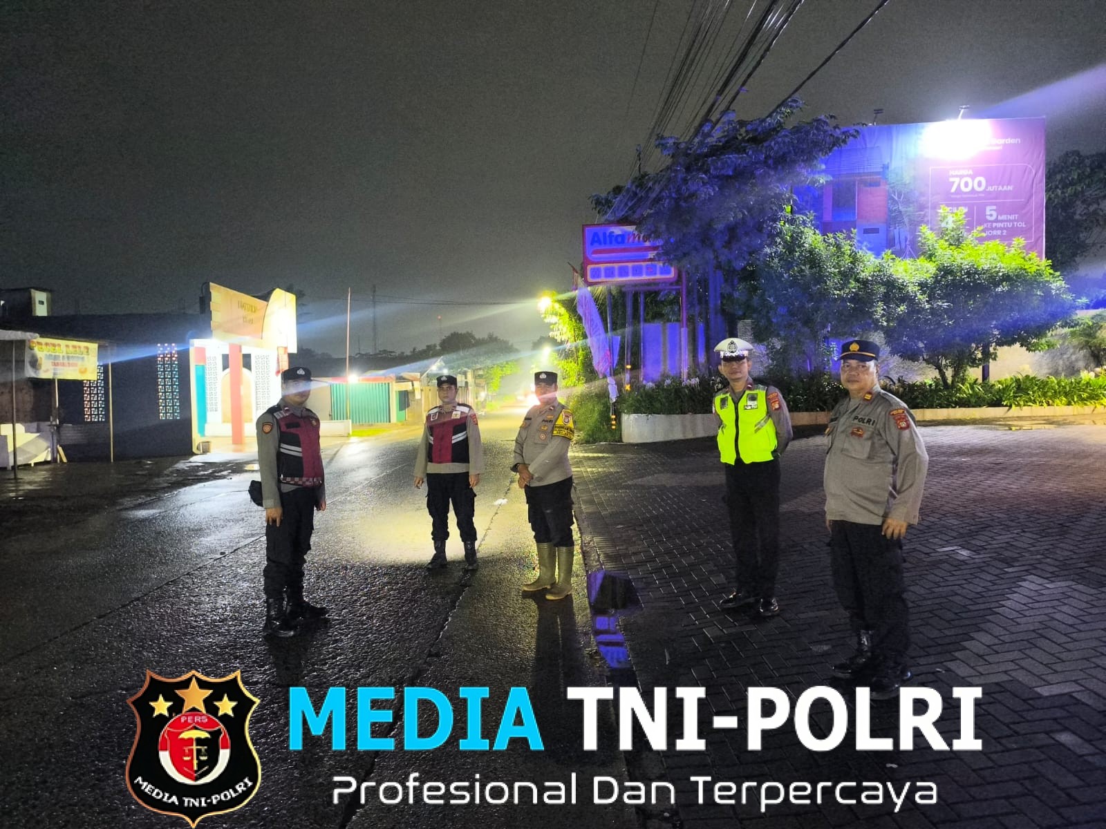 Cegah Kejahatan Dini Hari, Polsek Setu Intensifkan Patroli Mobile Biru
