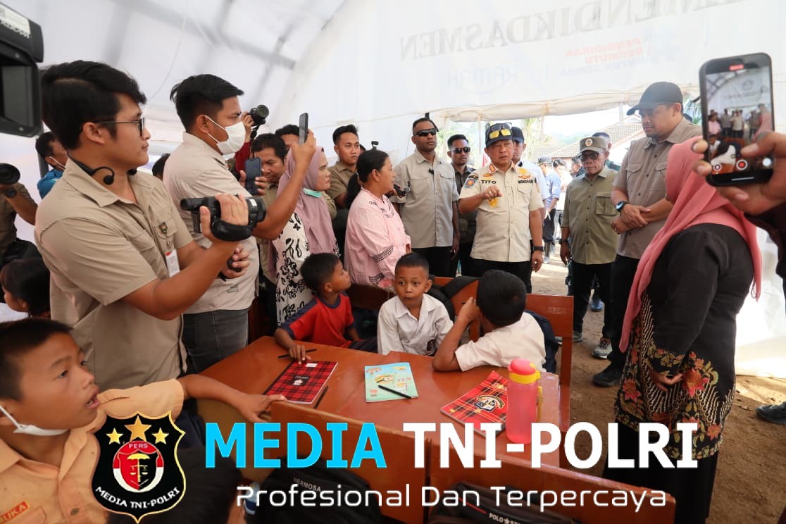 Kasatgas Tito Karnavian Pastikan Pemulihan Sekolah Pascabencana di Tapanuli Tengah