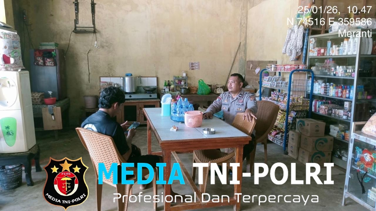 Senyum Polisi Saat Patroli, Warga Diajak Bersama Cegah Kejahatan