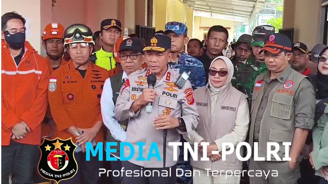 Kapolda Jabar Ucapkan Bela Sungkawa Atas Gugurnya Dua Anggota Saat Jalankan Tugas Kemanusiaan Dalam Penanggulangan Bencana di Desa Pasirlangu Kab Bandung Barat