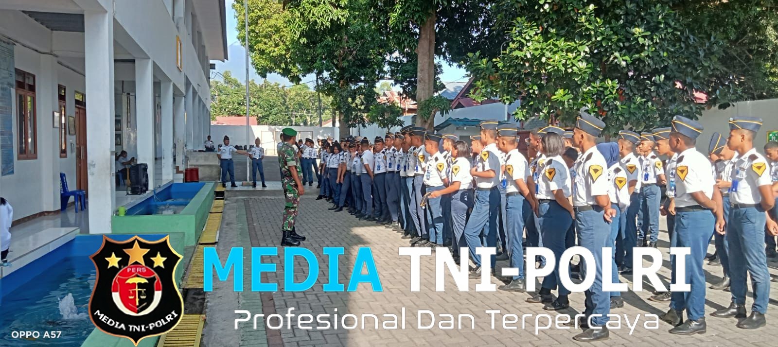 Jadi Irup di Sekolah, Babinsa Koramil 01/Bitung Sosialisasikan Rekrutmen TNI AD