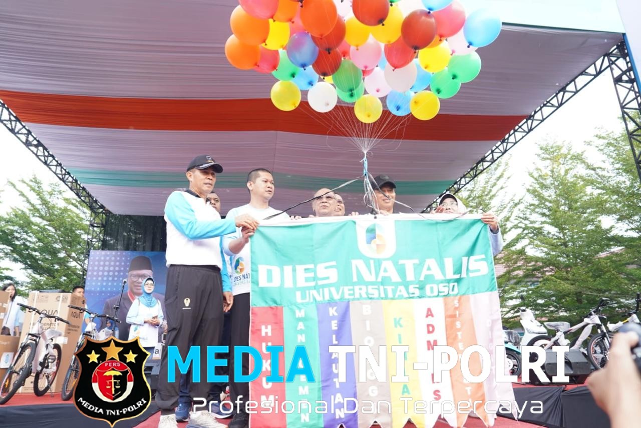 Pererat Sinergi dengan Akademisi, Pangdam XII/Tpr Meriahkan Jalan Santai HUT ke-6 Universitas OSO Pontianak