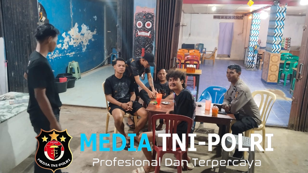 Patroli Kamtibmas Rutin Polsek Kuala Behe Sasar Pertokoan dan Objek Vital