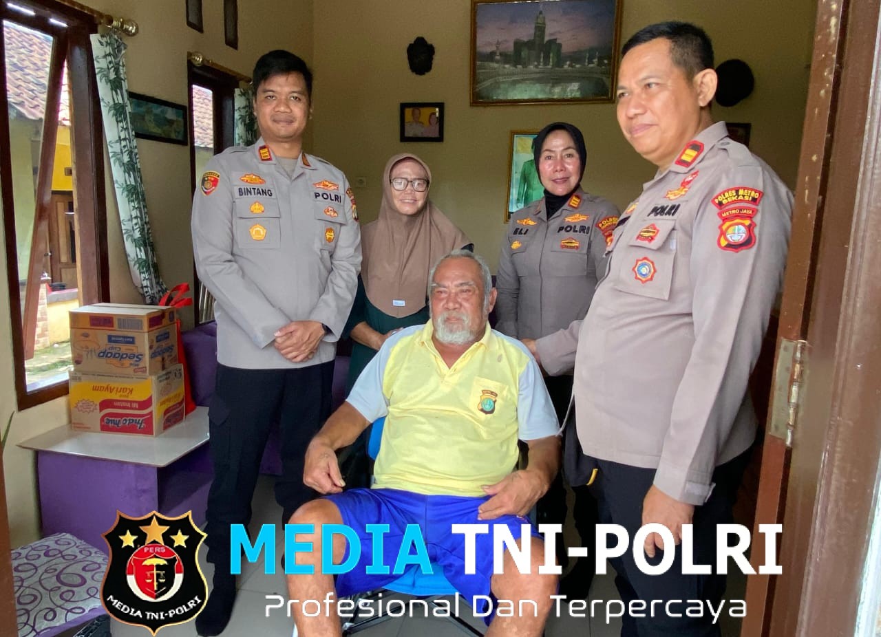 Polisi Hadir di Tengah Masyarakat, Patroli Malam Jalin Kedekatan dengan Warga