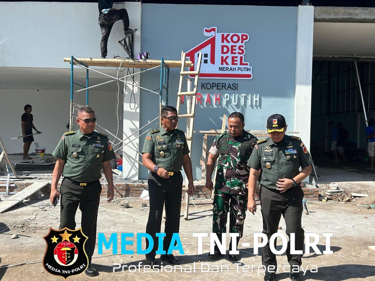 Target 1 KDKMP Siap Diresmikan, Kasdam XIII/Merdeka Tinjau Pembangunan KDKMP di Desa Kauditan Dua