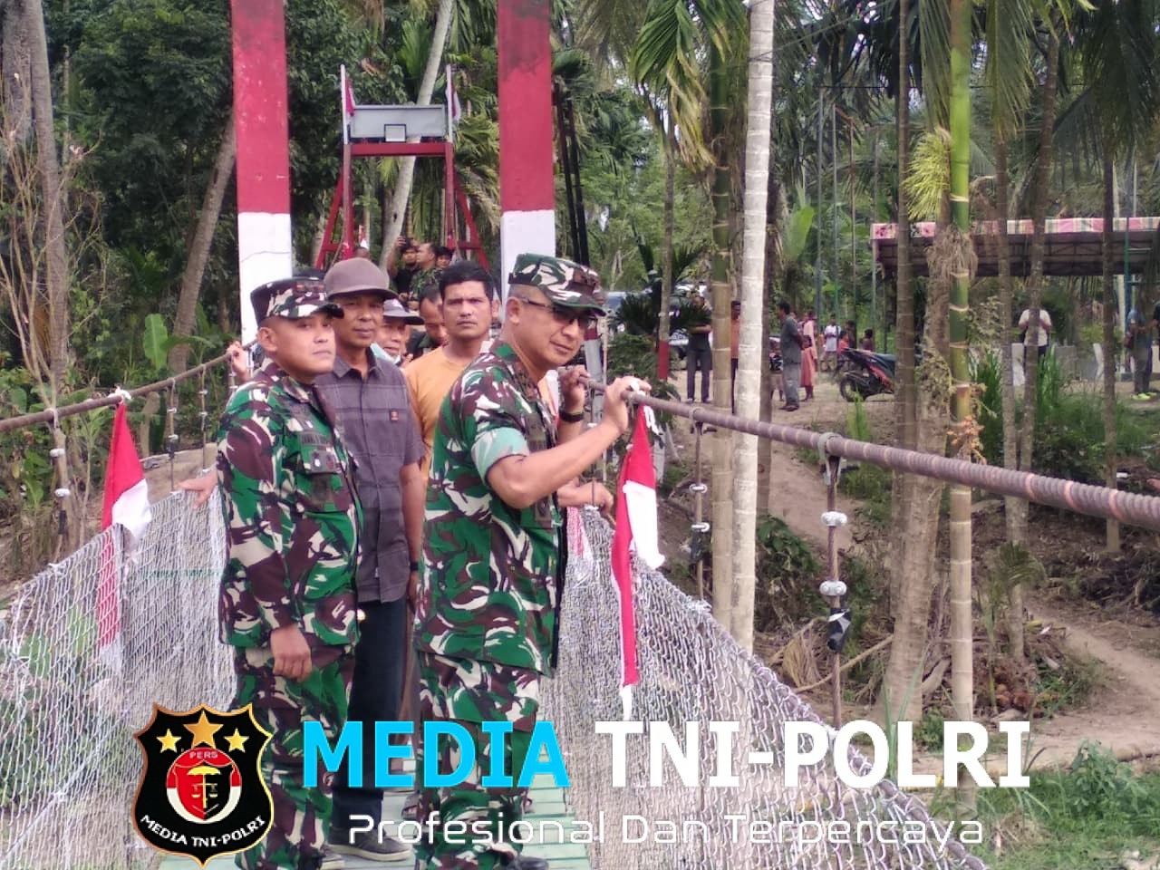 Dandim 0103/Aut Dampingi Pangdam IM Tinjau Jembatan Gantung Garuda Penghubung Lhok Kuyun–Lhok Gajah