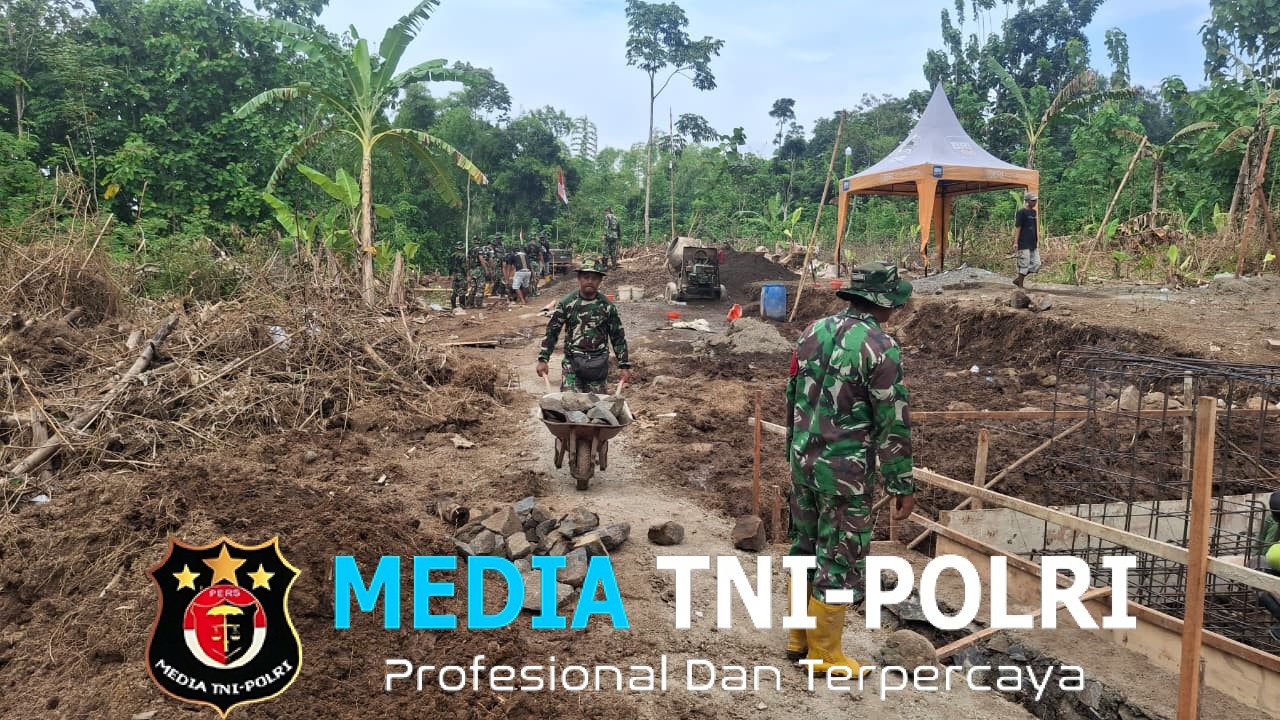 Dikebut Serentak, Jembatan Garuda Merah Putih Penghubung Dua Kecamatan di Banyuwangi Mulai Terlihat