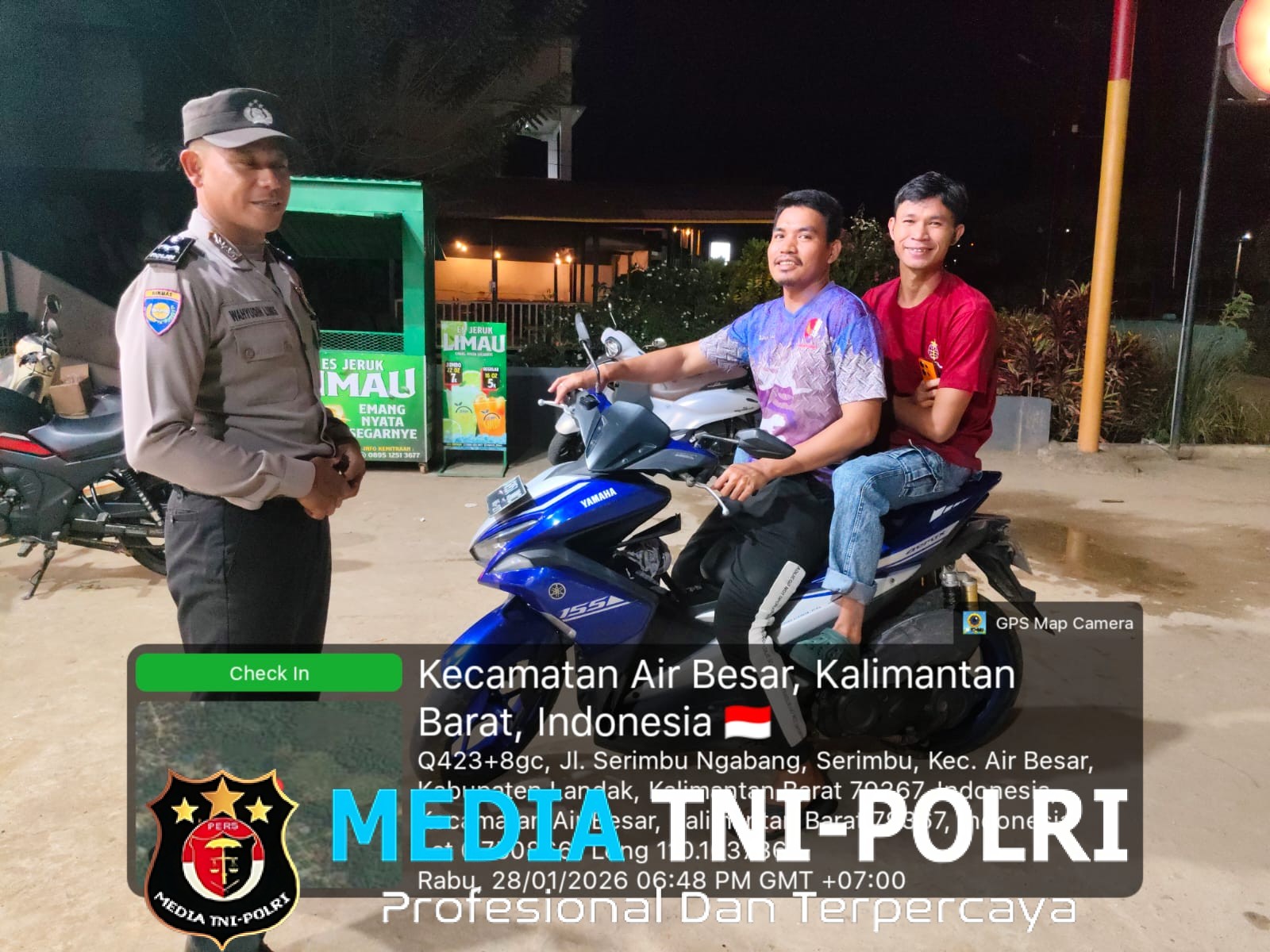 Polisi Sapa Warga Saat Patroli Malam, Sampaikan Himbauan Kamtibmas