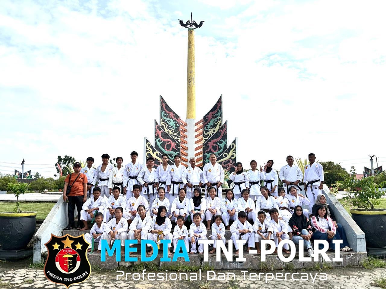 Minggu Bersinar Latihan Bersama perkumpulan Karate Ingkai Kapuas