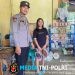 Polisi Sambangi Warga Saat Santai, Patroli Siang Berjalan Humanis