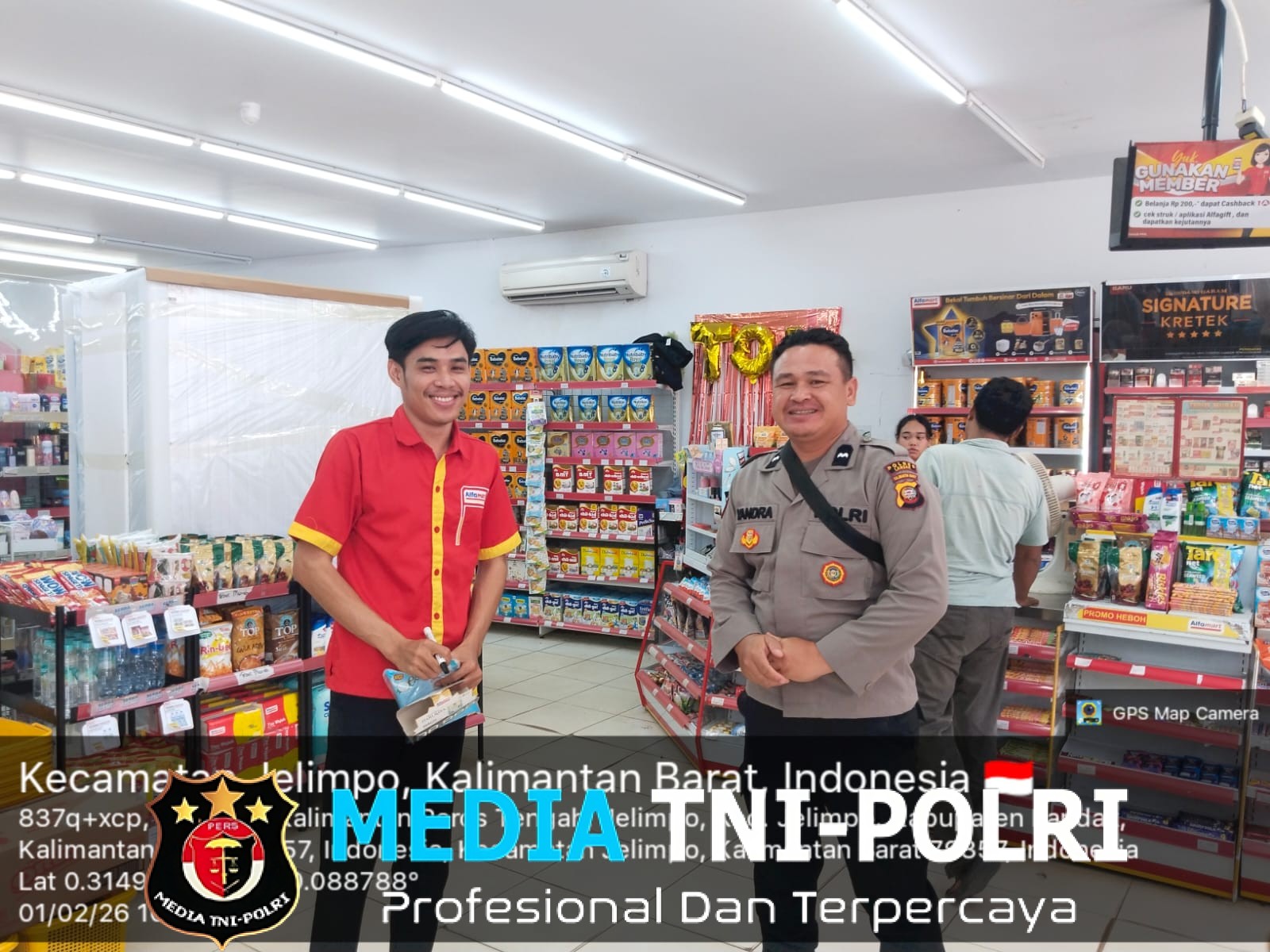 Tetap Dekat Kepada Masyarakat Untuk Memberikan Pesan Kamtibmas Melalui Kegiatan Patroli Dialogis Oleh Polsubsektor Jelimpo